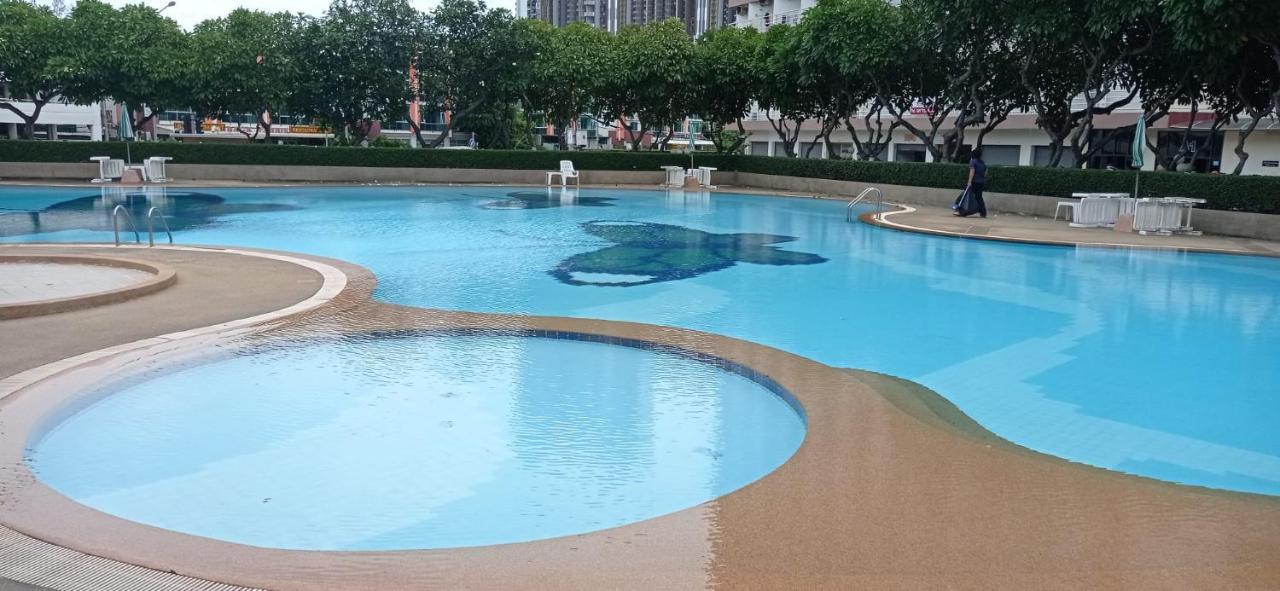 Live The Beachlife In Jomtien Beach Condo, Pattaya Exterior foto