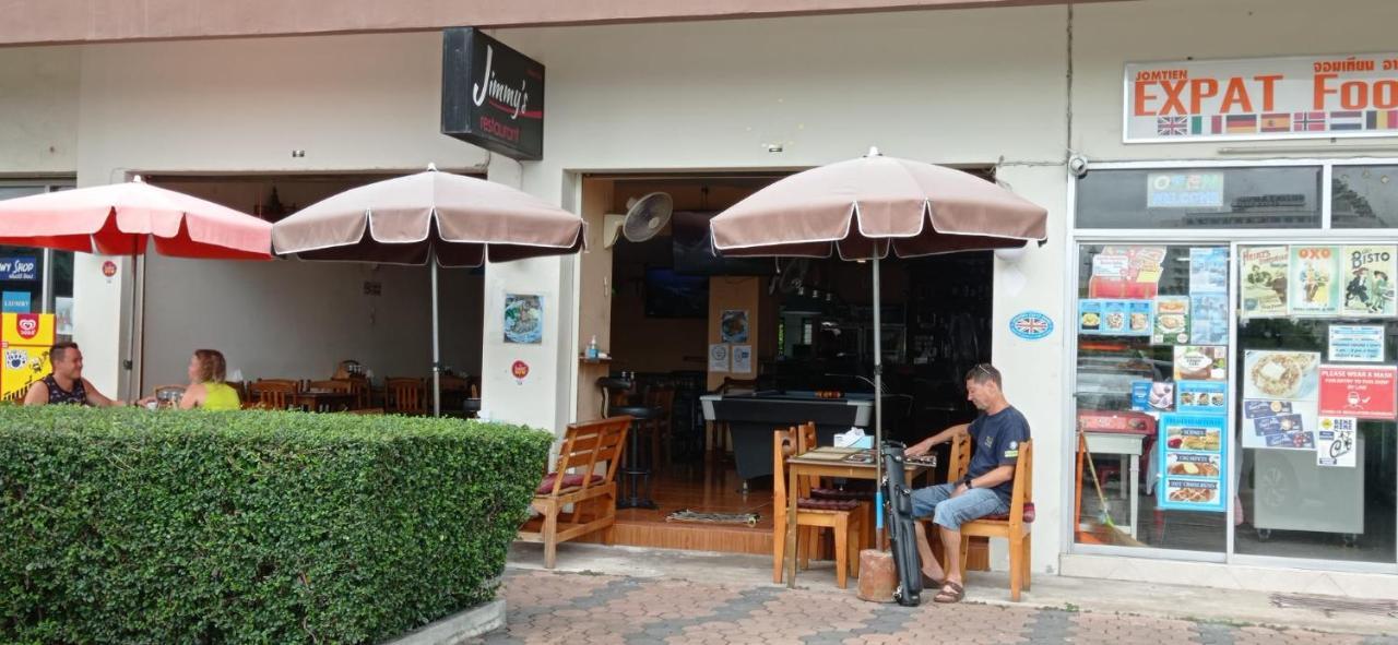 Live The Beachlife In Jomtien Beach Condo, Pattaya Exterior foto