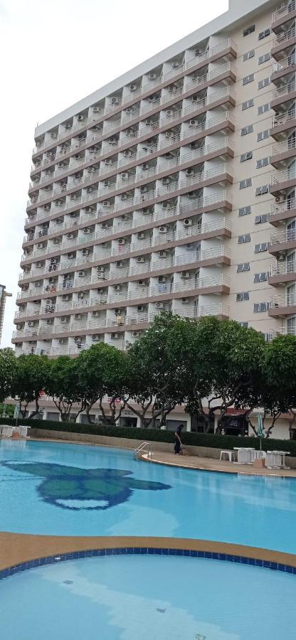 Live The Beachlife In Jomtien Beach Condo, Pattaya Exterior foto
